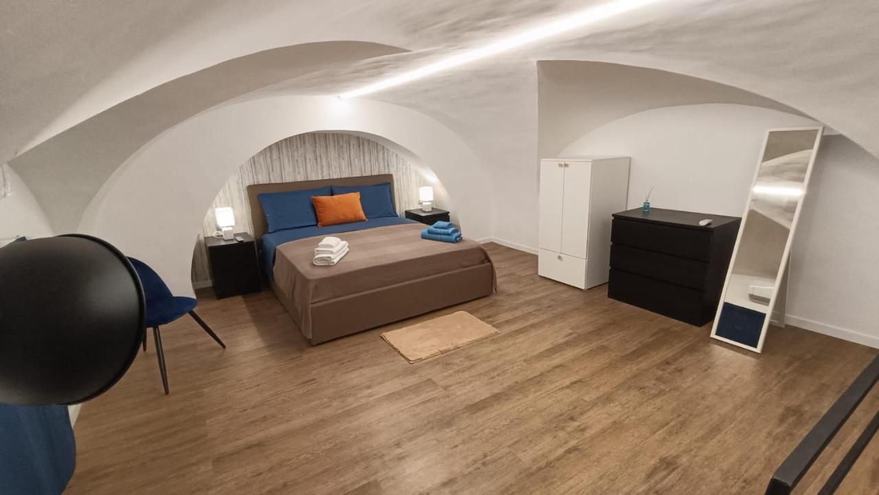 Maison Ventimiglia 83 Catania Bagian luar foto