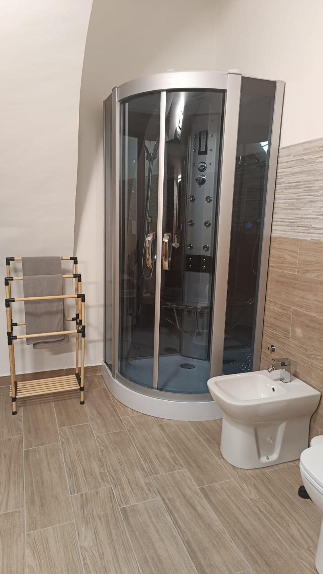 Maison Ventimiglia 83 Catania Bagian luar foto